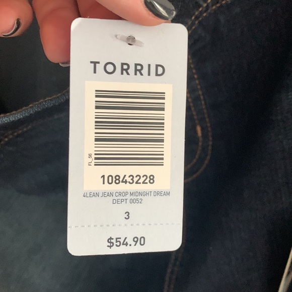 Torrid Lean Jean 3X (22/24) Skinny Soft Pull On Denim Plus Size NWT - Picture 5 of 12